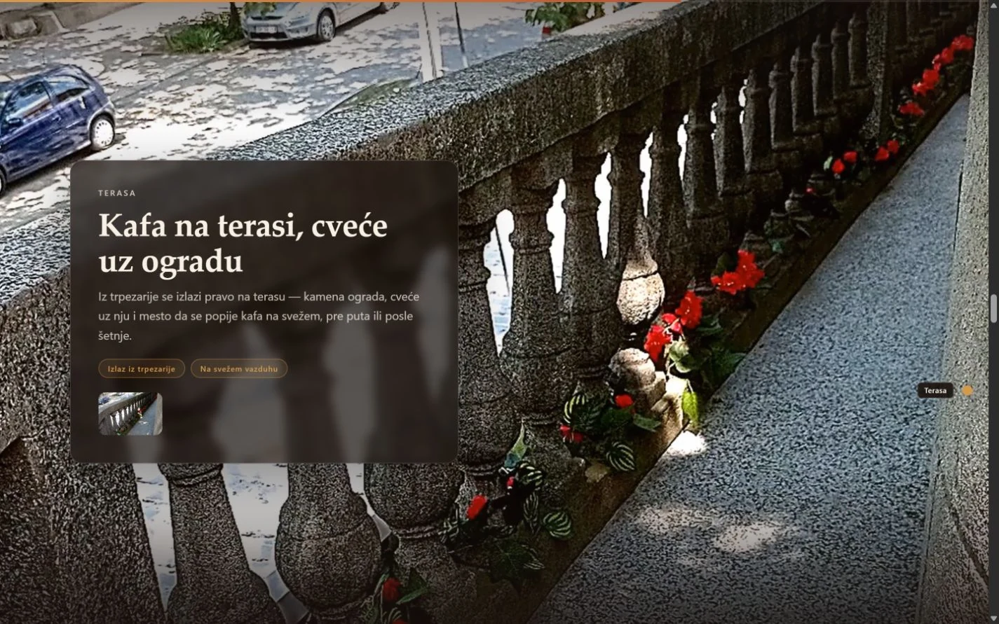Terasa Kuće Kranjanac sa kamenom ogradom i cvećem